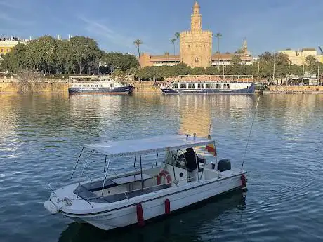 Photo de Barboten - Paseos en Barco por el Guadalquivir
