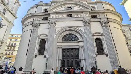 Photo de Basilique San Pietro ad Aram