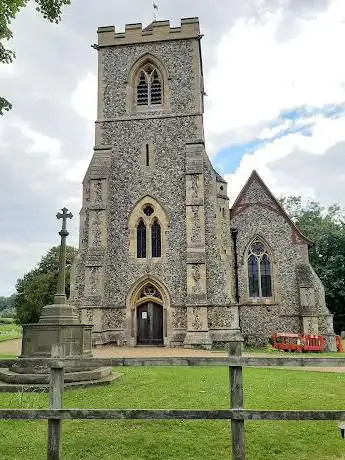 Photo de St. Mary's Parish Church  Farnham, Essex (Church of England)