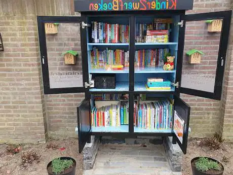 KinderZwerfboek Bee Happy