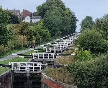 Photo de Caen Hill Locks