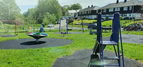 Dingwall Ave Play Area