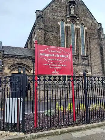 Photo de St Johns Church