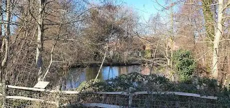 Photo de Harlands Pond