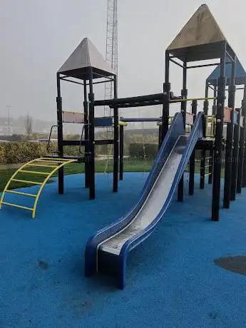 Speelplein zwembad Oudenaarde