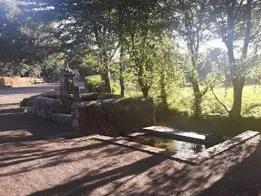 Fontaine Et Lavoir Sainte Pétronille