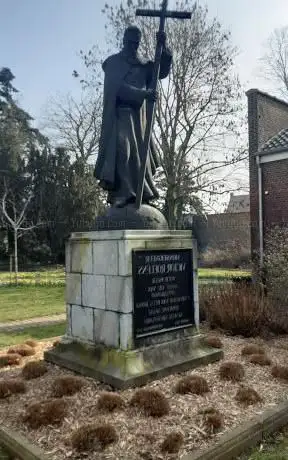 Standbeeld Victor Roelens