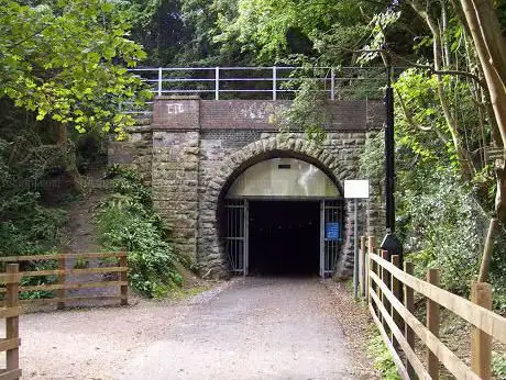 Photo de Combe Down Tunnel (Southern Portal)