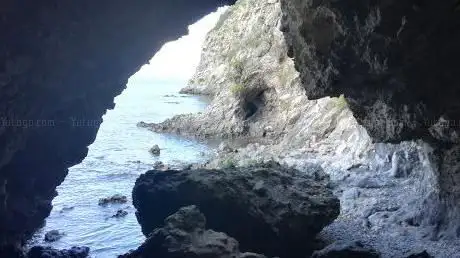 Photo de Grotta dell'oro a Capo Milazzo