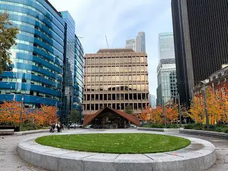 Photo de Aldgate Square