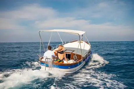 Photo de Alassio Rental Boat