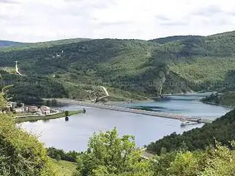 Photo de Pantano de Arce / Artzeko urtegia
