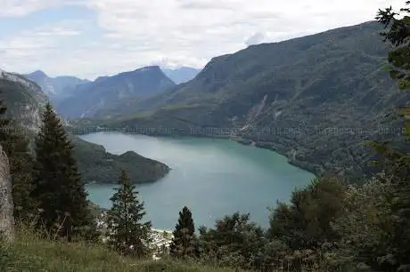 Photo de Parco SCIURY - Ingresso Molveno