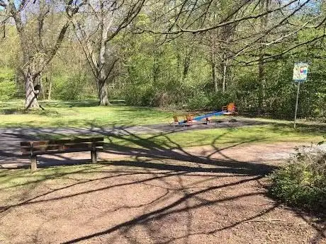 Photo de Spielplatz Parkstraße