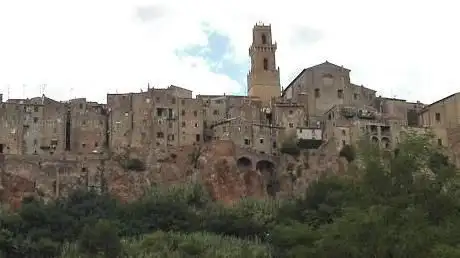 Photo de Via cava di san Sebastiano e necropoli