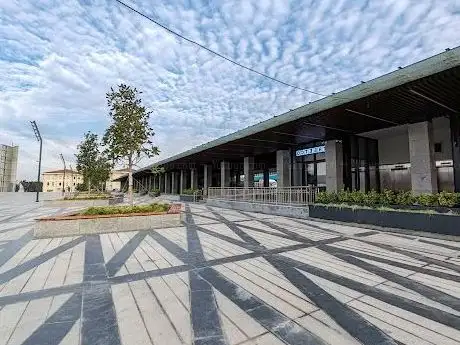 Photo de Osmangazi Meydanı