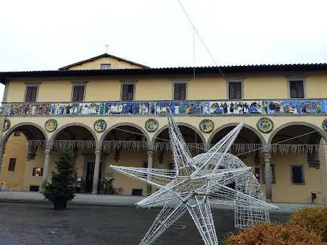 Photo de Piazza Papa Giovanni XXIII