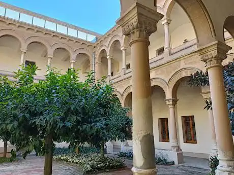 Photo de Monestir Benedictines de Sant Pere de les Puel·les