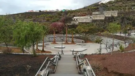 Photo de Periurbano La Higuera Park