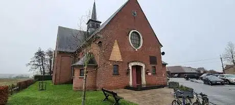 Photo de Sint-Elligiuskerk de Vijfwegen Staden