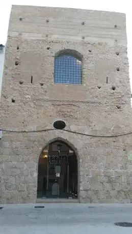 Photo de Torre de los Milá