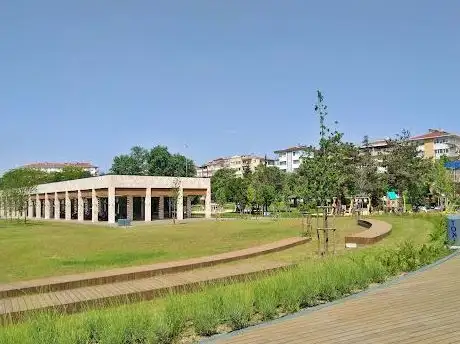 Photo de Çorlu Millet Bahçesi