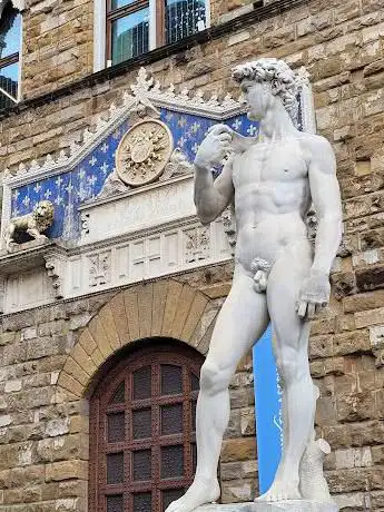 Photo de Statua di Giotto