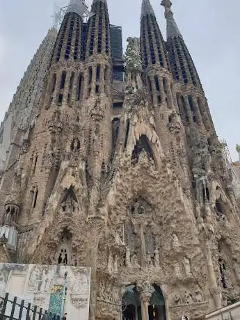 Photo de Església Sagrada FamÃÂlia