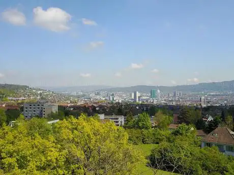 Photo de Aussichtspunkt Uni Strickhof