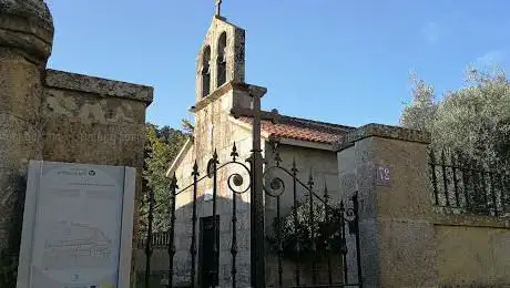 Photo de Igrexa vella de Santo André de Lourizán