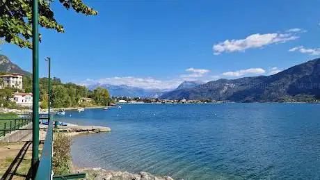Photo de Plage d'Abbadia Lariana