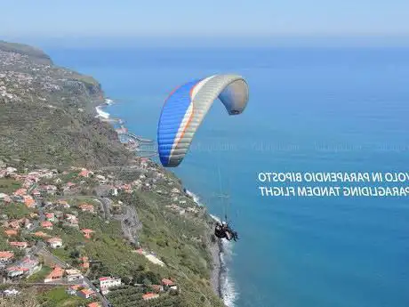 Photo de Paragliding Calabria Parapendio Biposto