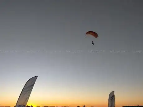 Photo de Skydive Vertical - Centro de Paraquedismo Aerodromo de Évora