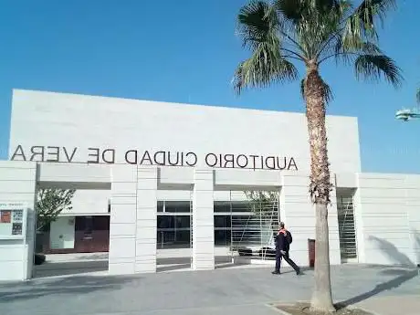 Photo de CITY AUDITORIUM VERA