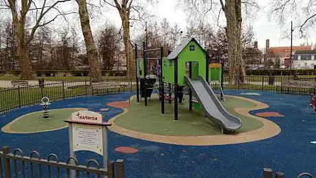 Photo de Square de la Cité des Amis