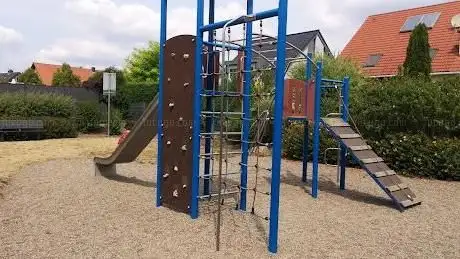 Photo de Spielplatz im Märchenviertel