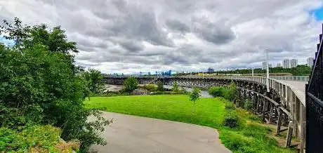 Photo de Riverside Park and Saltmarsh Gardens Dunston