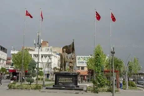 Photo de Atatürk Heykeli