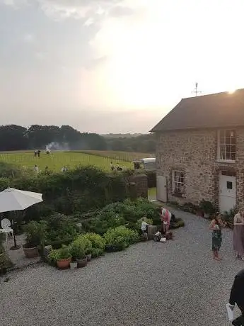Photo de Monks Withecombe Gallery