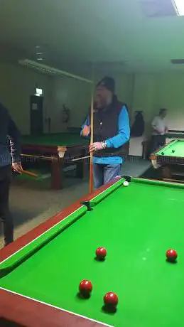 Photo de Potters Snooker Club