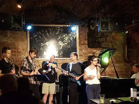 Photo de Piec Art acoustic Jazz club