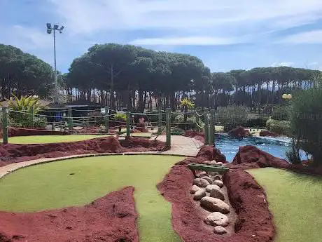 Photo de Tropical Golf