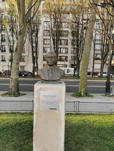 Photo de Buste Habib Bourguiba