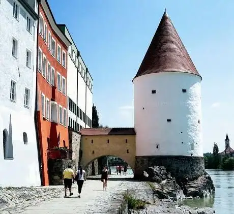 Photo de Schaibling Tower