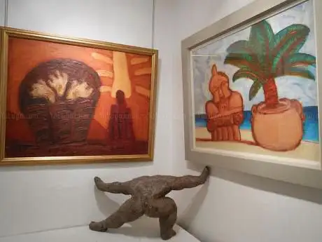 Photo de Compass Gallery