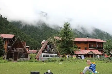 Photo de Çocuk Parkı