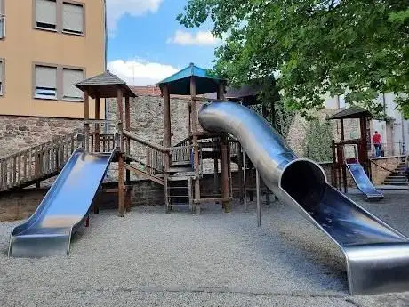 Photo de Spielplatz Lohr Altstadt Anlagestraße
