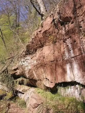 Photo de Saarbrücker Oberer und Mittlerer Felsenweg
