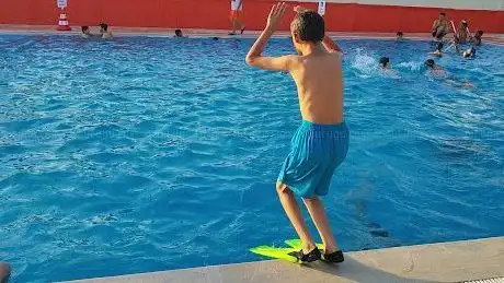 Photo de Halil Doğan (İsotçu) Yüzme Havuzu
