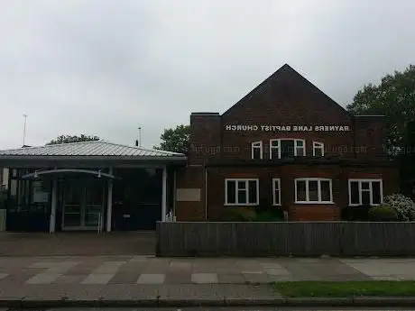 Photo de Rayners Lane Baptist Church